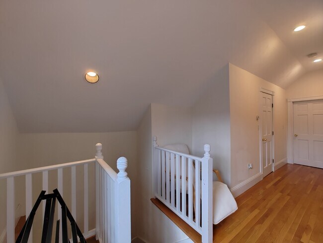 Primary Photo - 207 Boston Ave