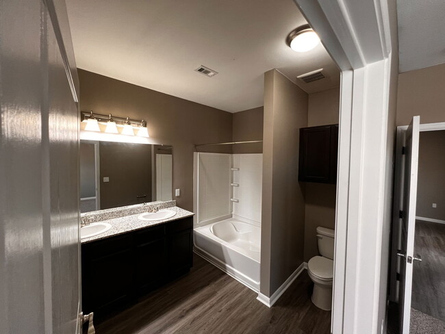 Building Photo - 1030 Farm to Market Road 2931 Apt #9107, Aubrey, TX 76227 - 2 BR 2 BA condo