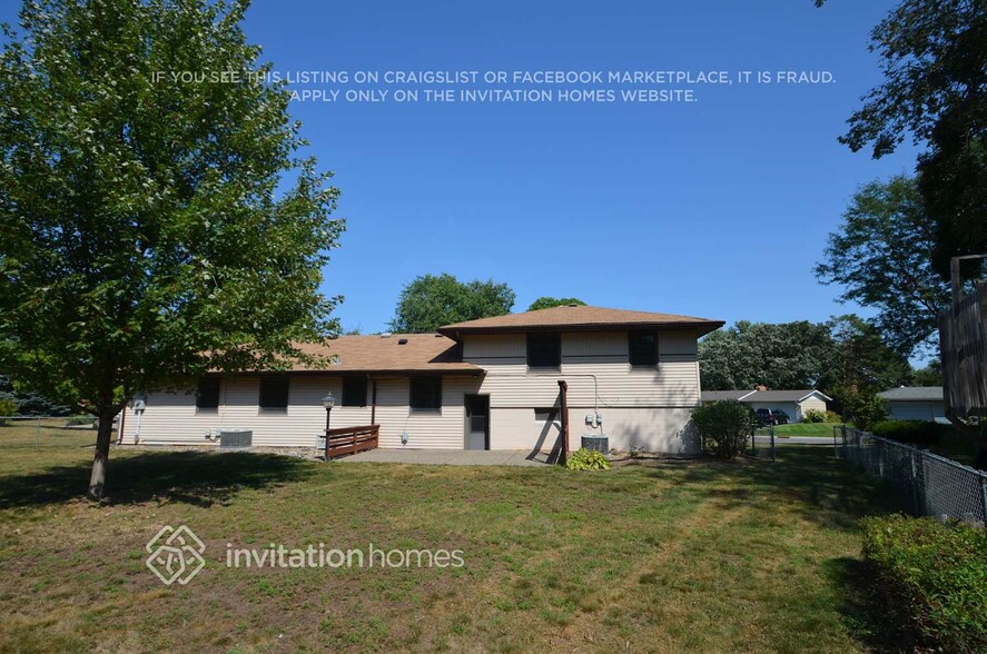 Building Photo - 8532 Thomas Ave S