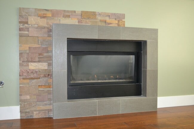 Building Photo - 2840 W 26th Ave