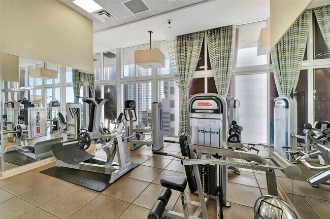 Building Photo - 50 Biscayne Blvd