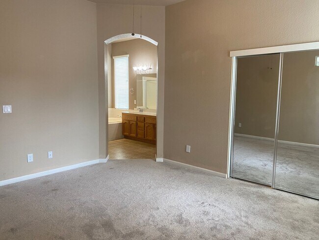 Building Photo - 5119 Windham Way