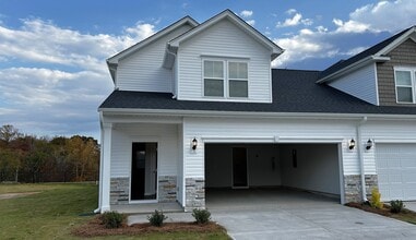 Building Photo - 210 Timber Fls Dr