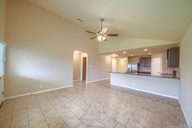Building Photo - SPACIOUS 4-BEDROOM OFFERING 50% OFF FIRST ...