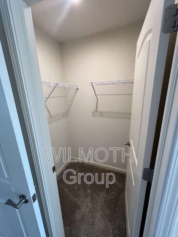 Building Photo - 5374 Noble Crossing Pkwy W