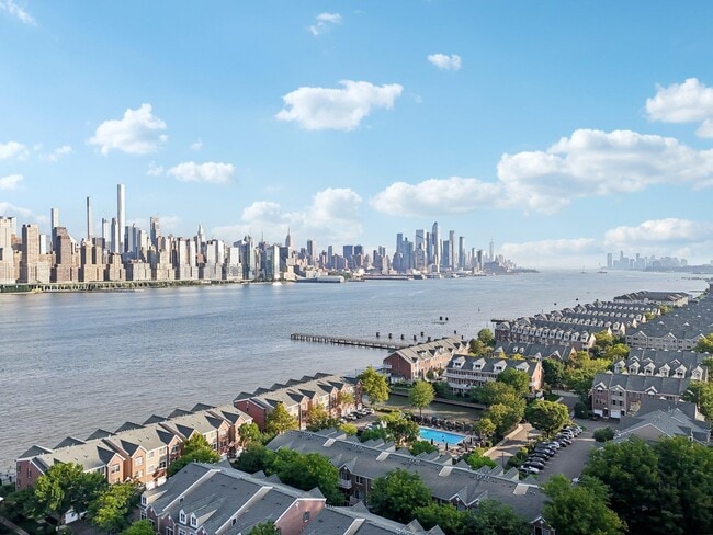 Building Photo - 80 Lydia Dr