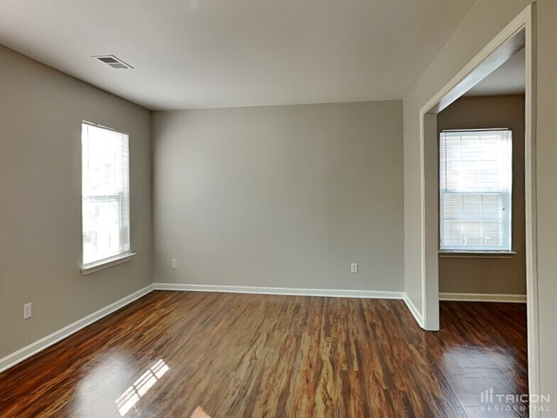 Building Photo - 4335 Springhaven Dr