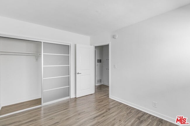 Building Photo - 1323 11th St