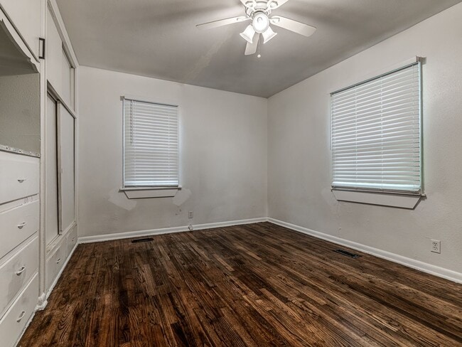Building Photo - Home for rent close to Tinker AFB and I-240