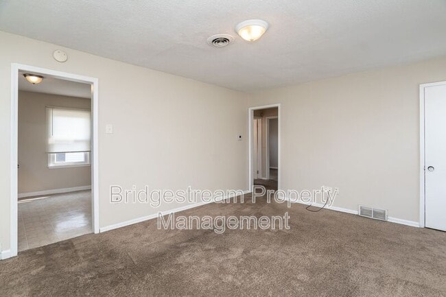 Building Photo - 4340 Merrydale St