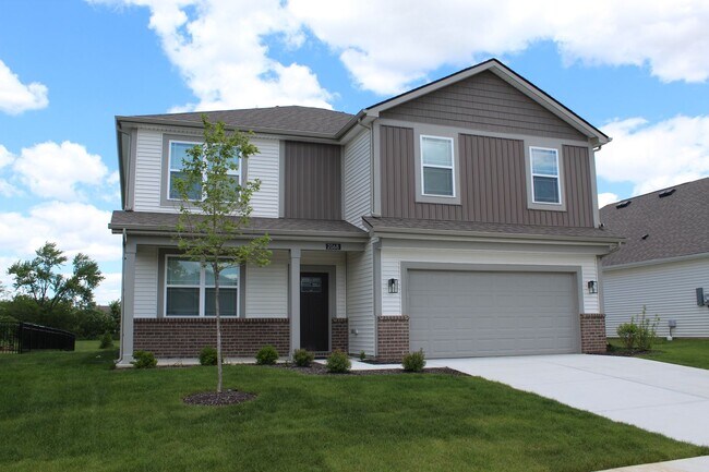 Building Photo - Beautiful 5 BR in Danville!