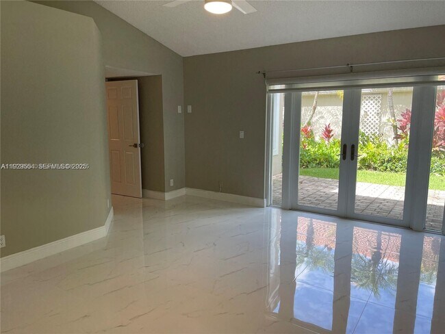 Building Photo - 10101 NW 5th St