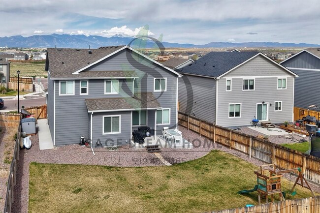 Building Photo - Beautiful 5 Bed + Office Home with 3-Car Garage in Desirable Lorson Ranch!