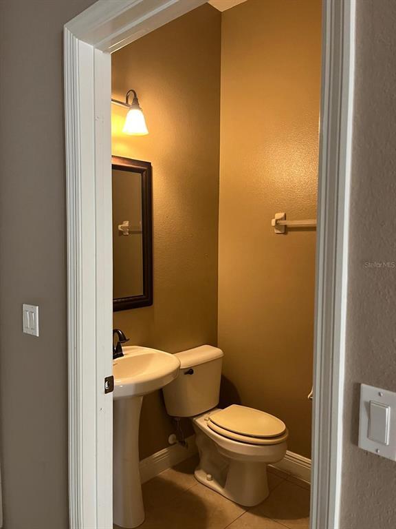 Building Photo - 4523 Sunset Ln