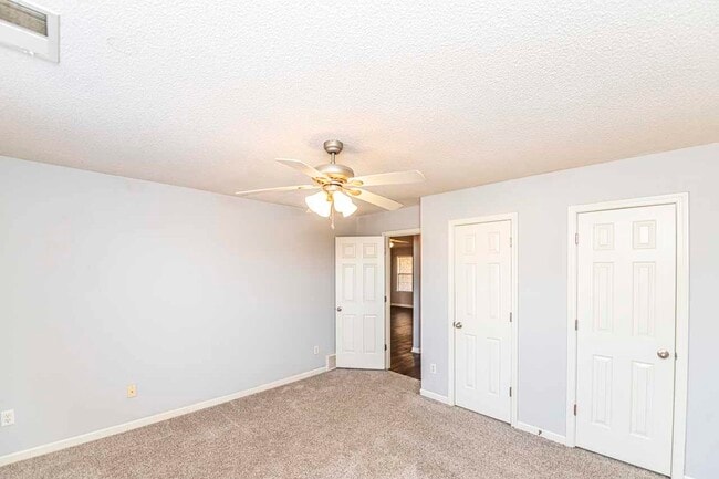 Building Photo - 443 Beverly Dr