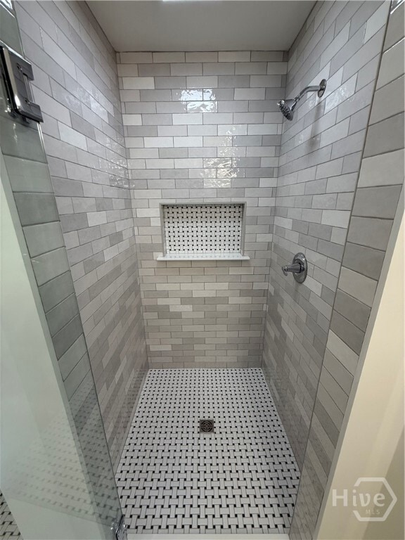 Building Photo - 185 Landor Dr