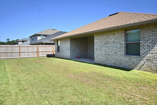 Building Photo - 326 Keswick Ln