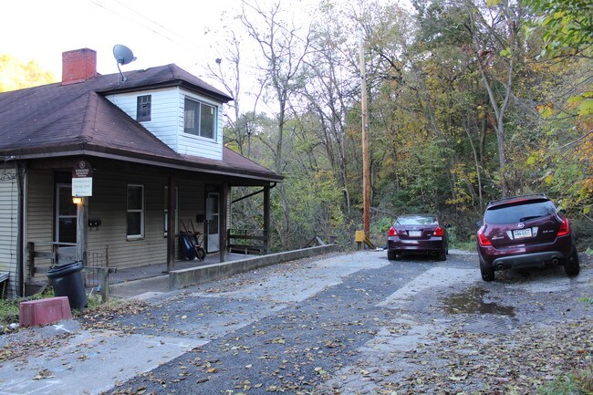 Building Photo - 24 Walther St