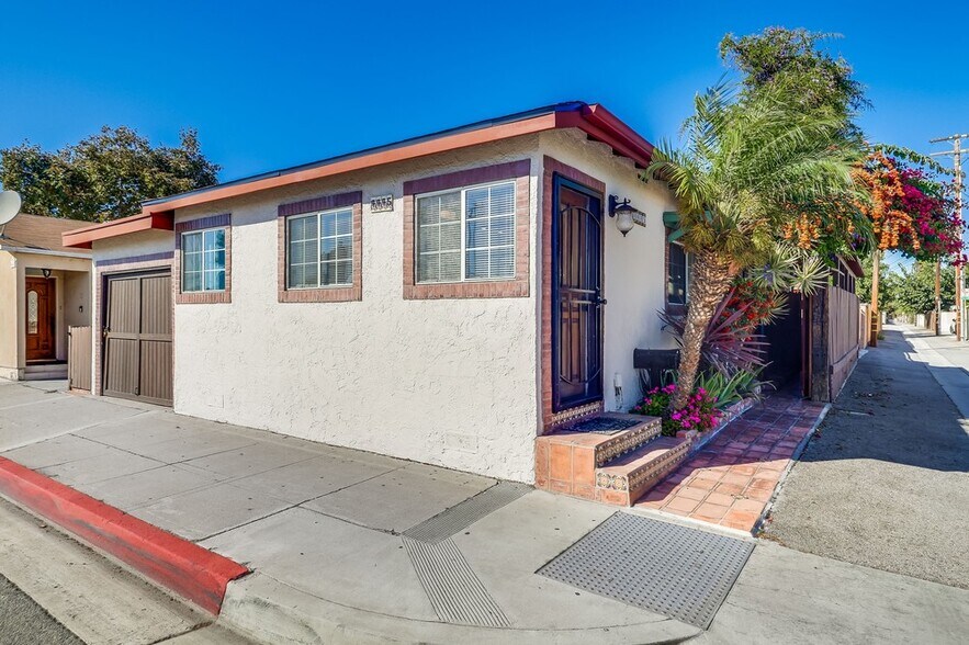Building Photo - 4445 Marine Ave
