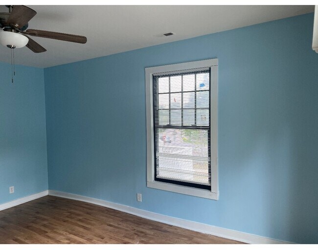Building Photo - Studio with Private Balcony Available Now!
