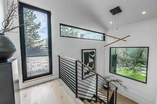 Building Photo - Modern Luxury Rental with Unobstructed Fla...