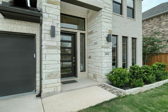 Building Photo - 1401 Mulberry Oak Ln