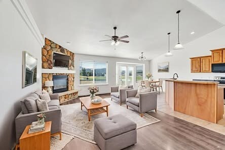 Building Photo - 3462 E Heyward Ct