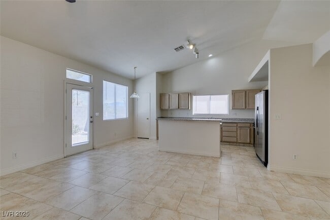 Building Photo - 2510 Roaring Lion Ave