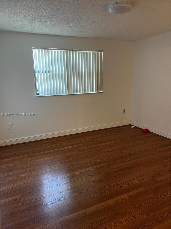 Building Photo - 9794 Nob Hill Ct