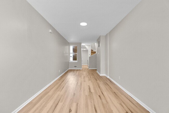 Building Photo - 223 N Patterson Park Ave