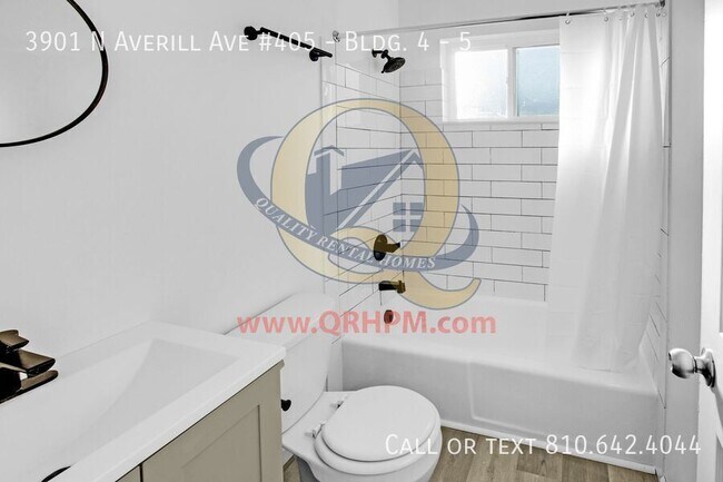 Building Photo - 3901 N Averill Ave