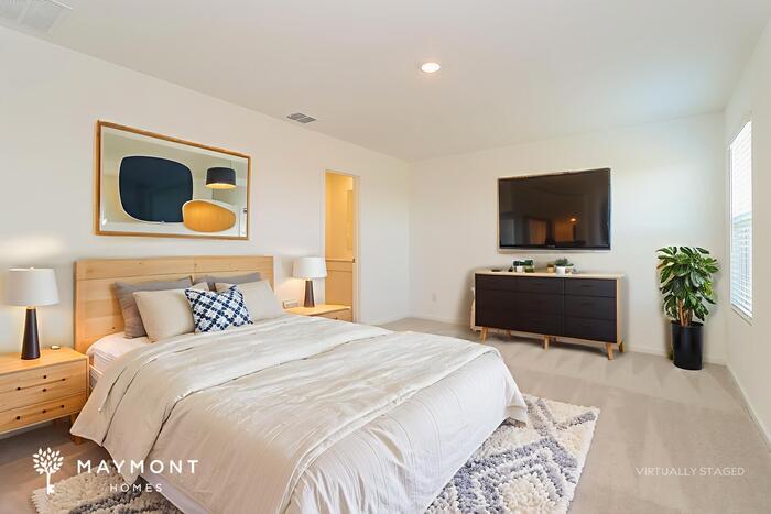 Building Photo - 3048 Yellow Pne Ave