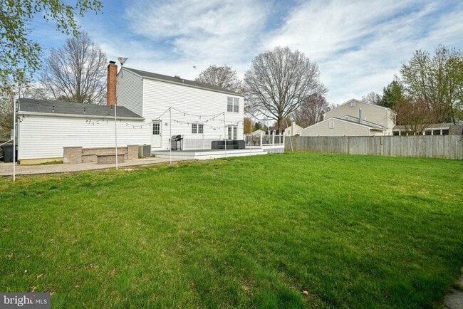 Building Photo - 2712 Advent Ct S