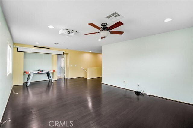 Building Photo - 6352 Lotus St