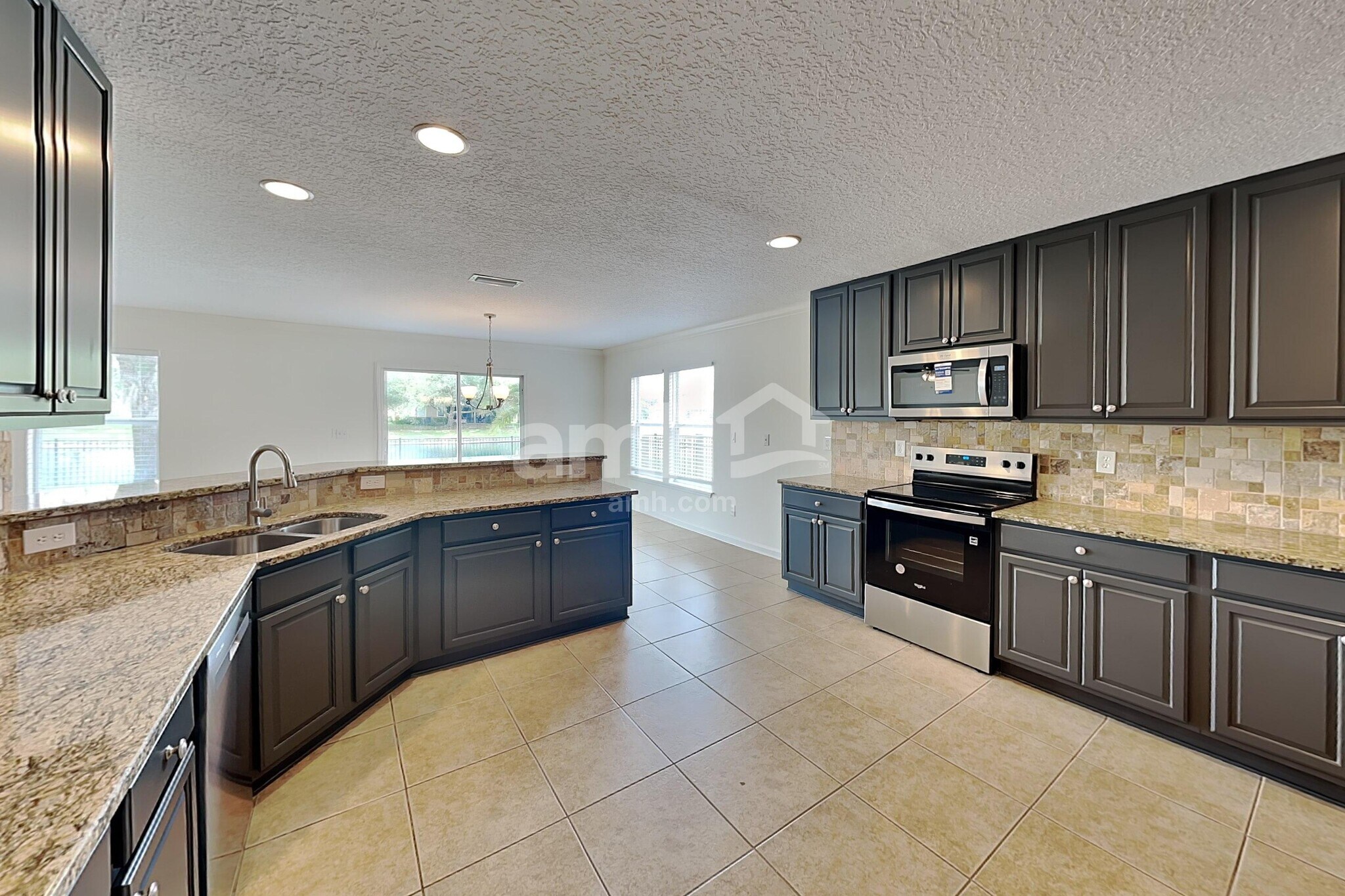 Building Photo - 385 Bostwick Cir