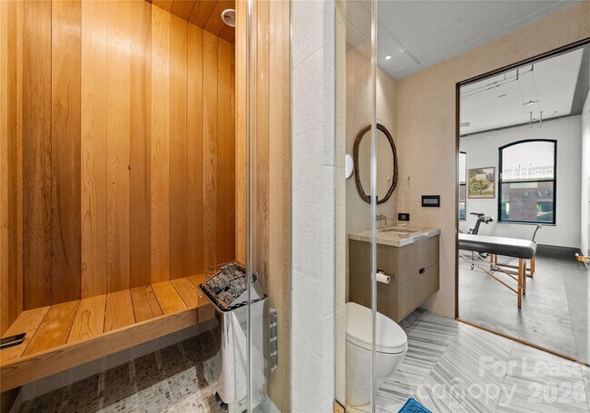 Building Photo - 229 N Church St