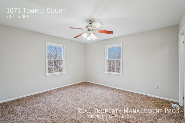 Building Photo - 1073 Temple Ct