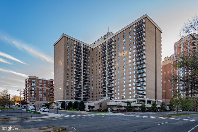 Primary Photo - 3800 Fairfax Dr