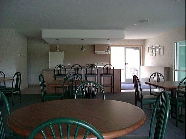 Building Photo - 1923 Viking Dr NW