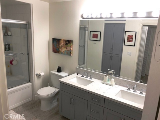 Building Photo - 13044 Pacific Promenade