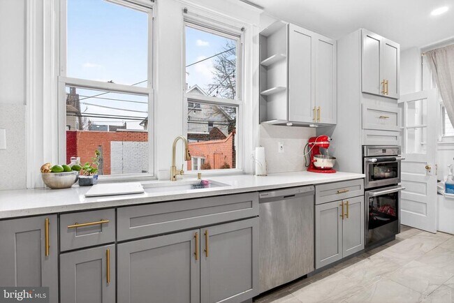 Building Photo - 1120 Haworth St