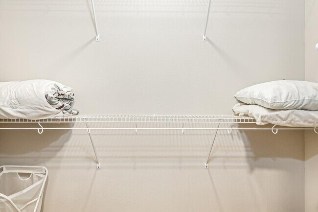 Building Photo - 950 Leeland St