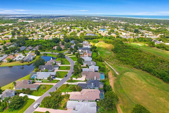 Building Photo - 506 Lakeway Dr