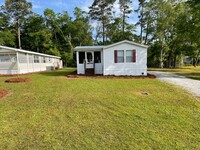 Building Photo - 2 Bedroom 2 Bathroom Single Wide in Sunset...