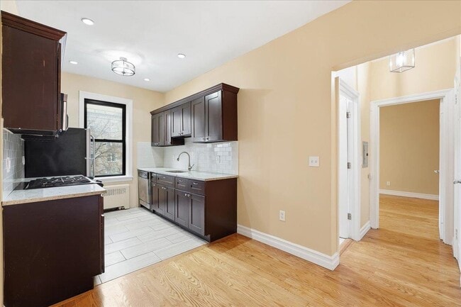 Building Photo - 6035 JFK Blvd E