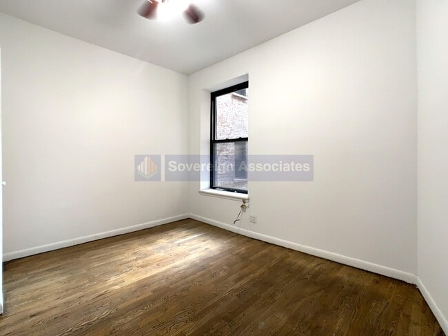 Building Photo - 186 Claremont Ave