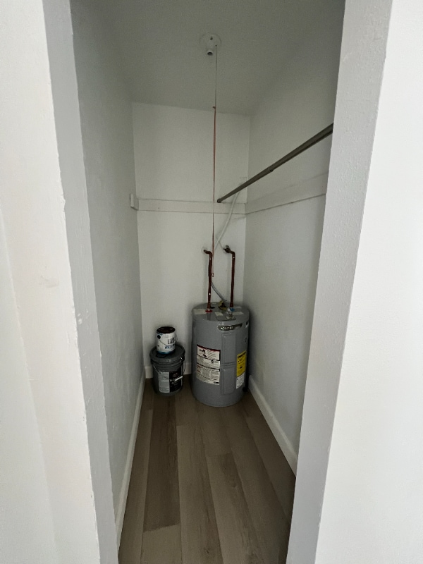 Building Photo - 1225 E New Haven Ave