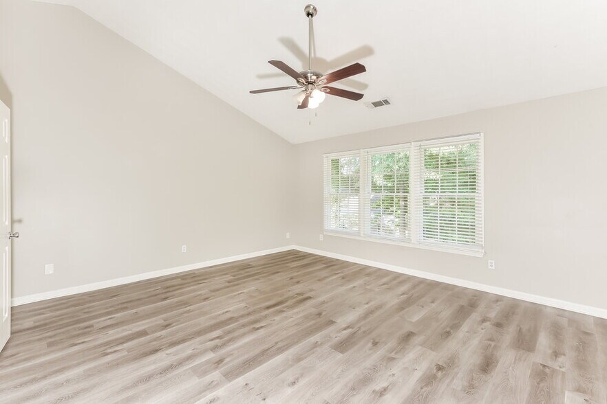 Building Photo - 4877 Fielding Way