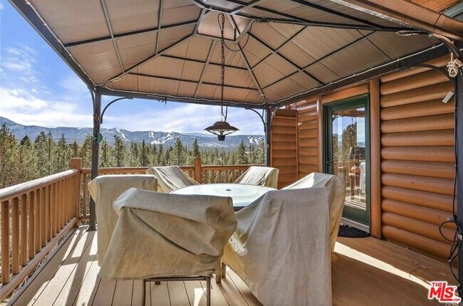 Building Photo - 1165 Green Mountain Dr