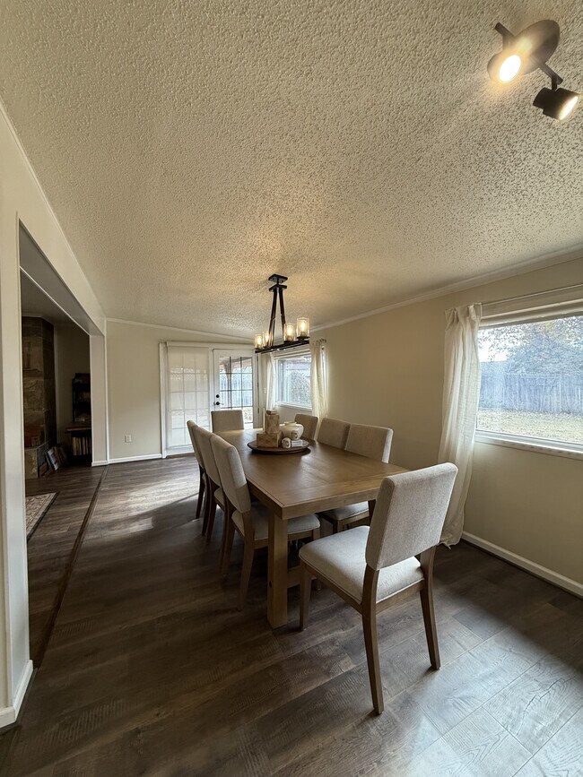 Building Photo - 2709 57th St